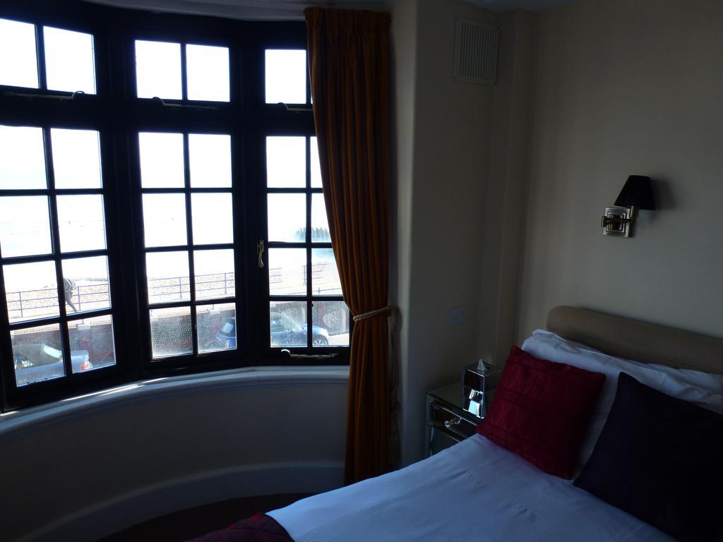 Royal Hotel (Adults Only) Істборн Екстер'єр фото